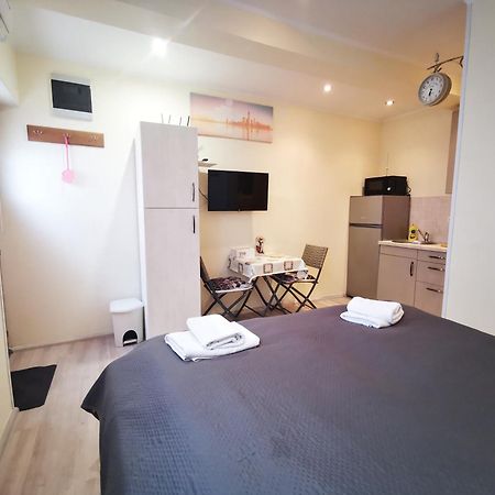 Meressa Nina&Leo Studio Apartments Novigrad Istria Kültér fotó