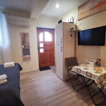 Meressa Nina&Leo Studio Apartments Novigrad Istria Kültér fotó