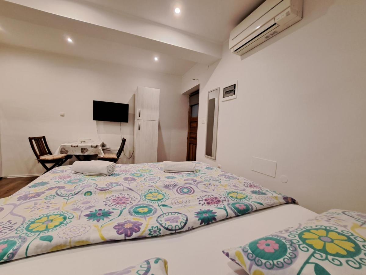 Meressa Nina&Leo Studio Apartments Novigrad Istria Kültér fotó