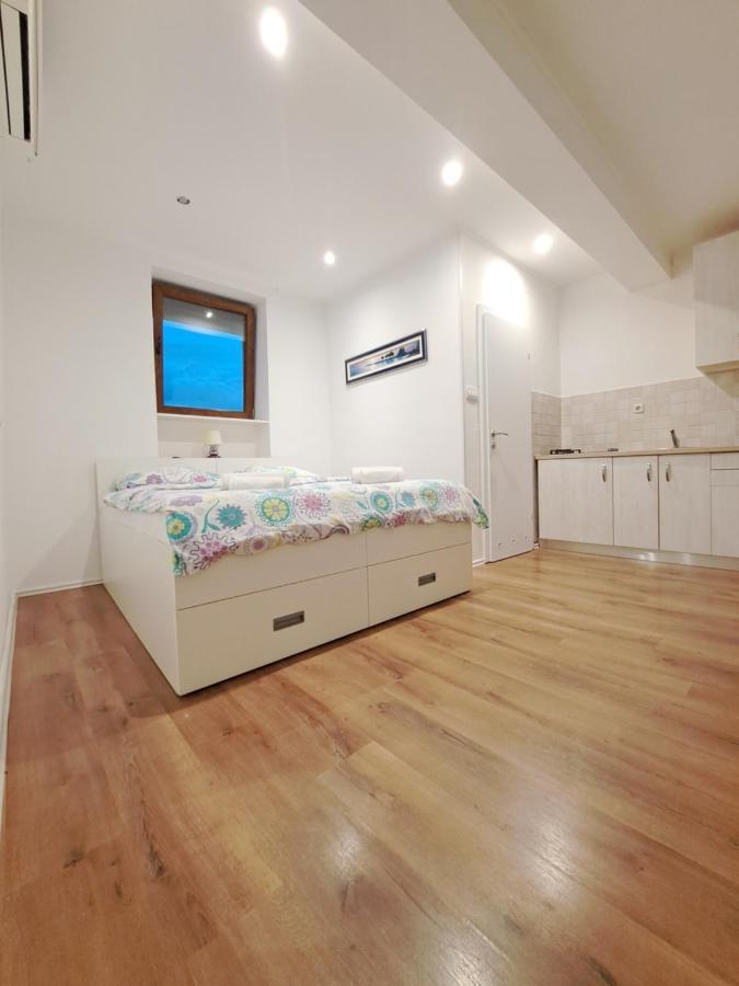 Meressa Nina&Leo Studio Apartments Novigrad Istria Kültér fotó