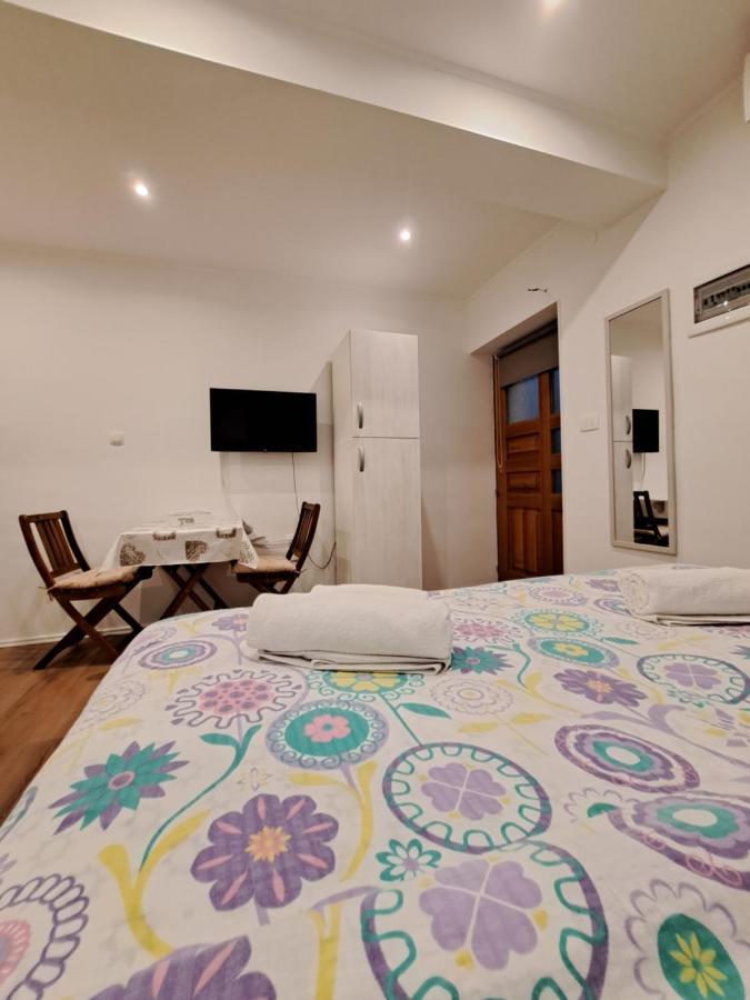 Meressa Nina&Leo Studio Apartments Novigrad Istria Kültér fotó