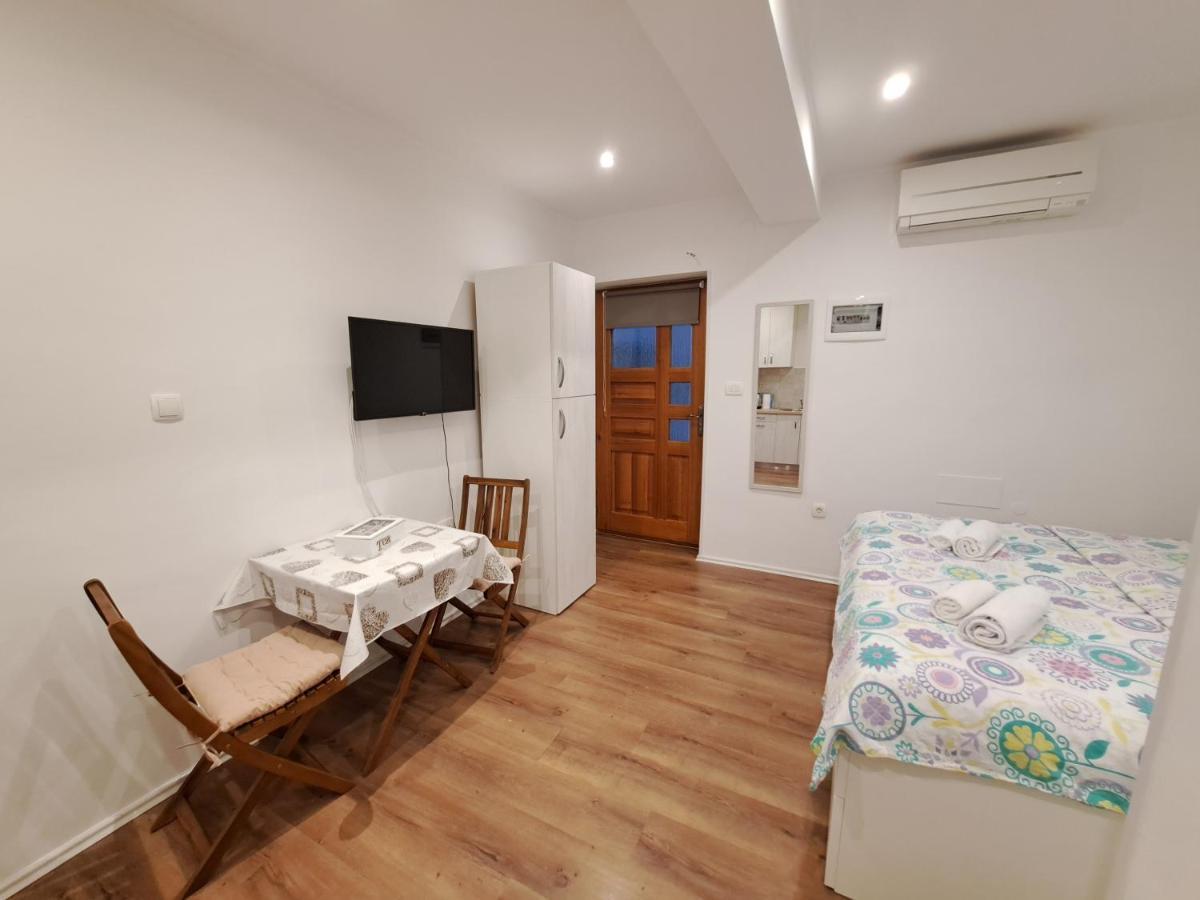 Meressa Nina&Leo Studio Apartments Novigrad Istria Kültér fotó