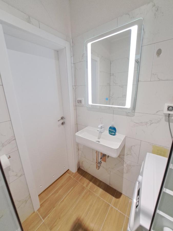 Meressa Nina&Leo Studio Apartments Novigrad Istria Kültér fotó