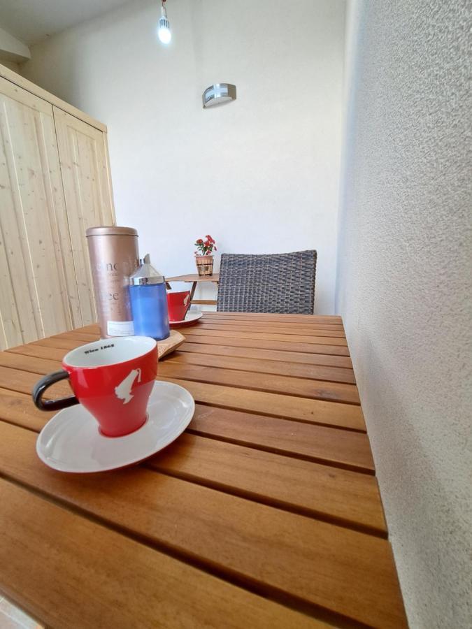 Meressa Nina&Leo Studio Apartments Novigrad Istria Kültér fotó